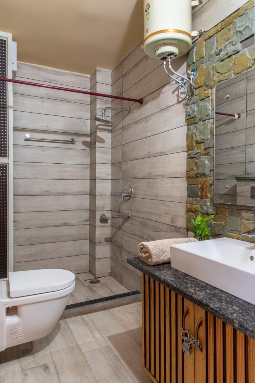 Host Jatin Kasauli Crest 7O1827O7O3 Apartman Kültér fotó